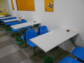 攜手優質家具，共創快餐輝煌 專業快餐桌椅，助您開店無憂